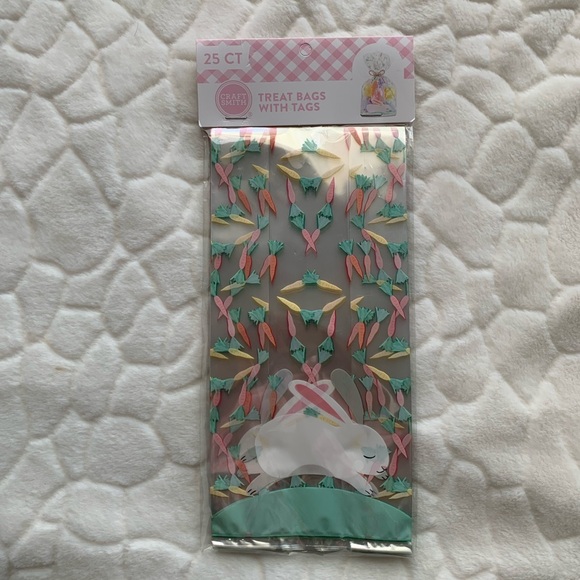25 Ct Easter Treat Bags with Tags - Picture 2 of 8